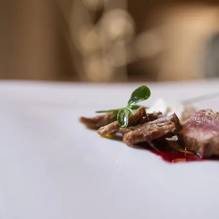 Shalai - Exclusive And Small Gourmet 4*